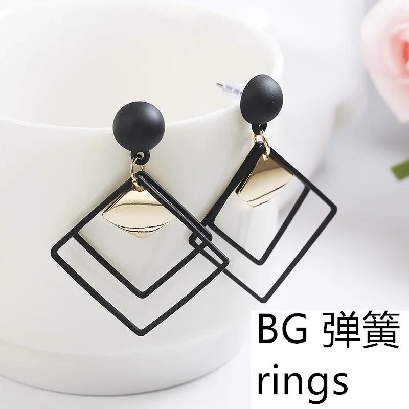 Stylish Black Square Design Earrings for Women – Bold • Modern • Elegant