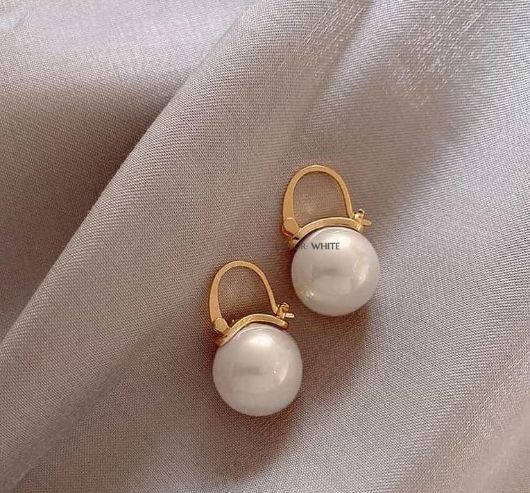 Trendy Pearl Tops – Elegant, Lightweight & Perfect for Every Occasion