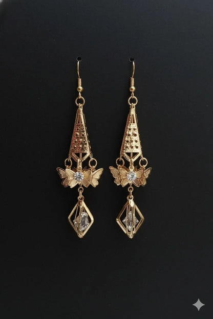 Golden Alloy Earrings – Elegant, Timeless & Perfect for Every Look