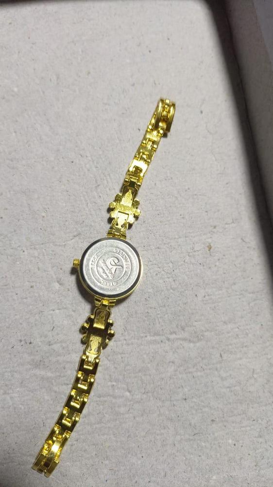 Women’s Classic Analogue Watch – Elegant, Stylish & Durable