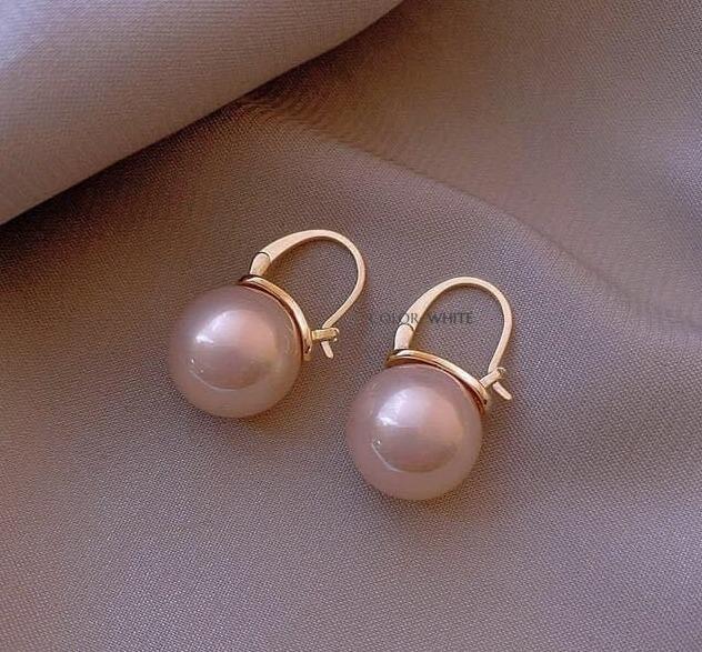 Trendy Pearl Tops – Elegant, Lightweight & Perfect for Every Occasion