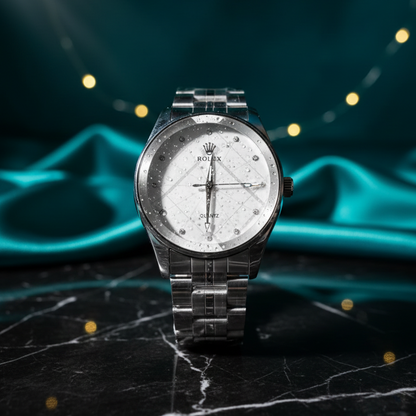 Luxury-Style Silver-Toned Quartz Wristwatch